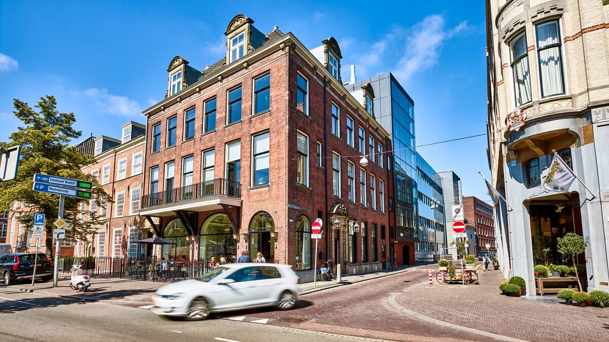 Exterior view of the ‘Kneuterdijk’ building in The Hague