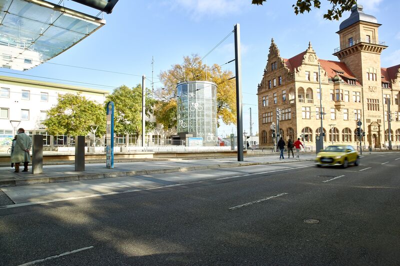 Automatic bicycle parking system at Heilbronn railway station