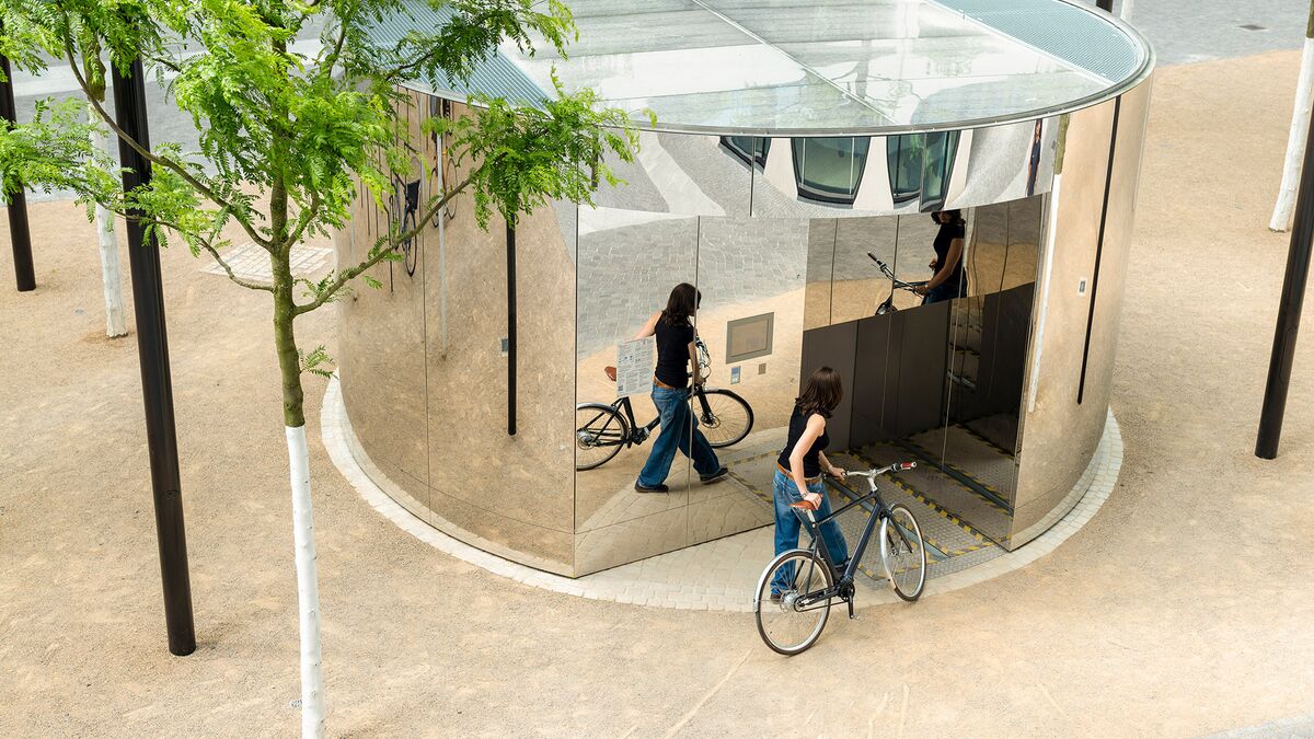 Aerial view of a bicycle parking system in Berlin
