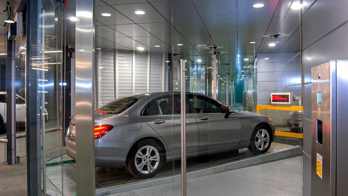 Parking system from the inside