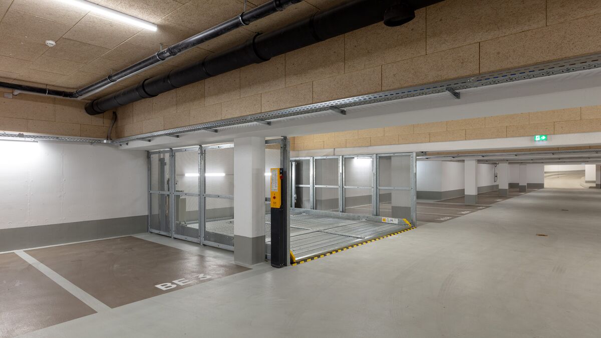 Car parking system in an underground car park