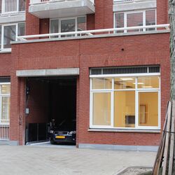 1462783298-18_1-1302211-amsterdam-carlift-v07-2-stops-3.jpg
