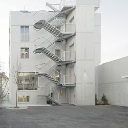 Building on Olgastraße in Stuttgart