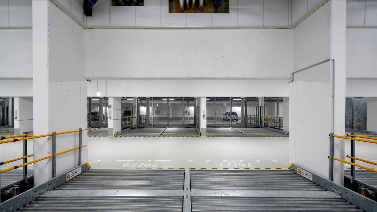 Overview of the parking systems in the underground car park