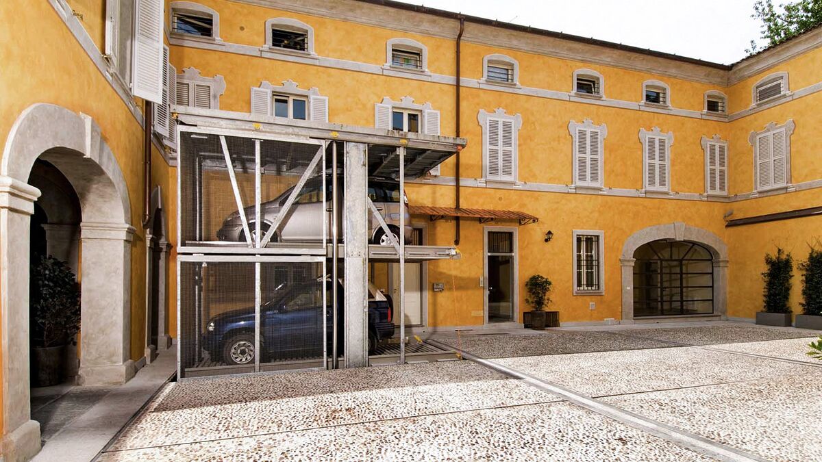 woehr-parklift462-autoparksystem-carparkingsystem-versenkgarage.jpg