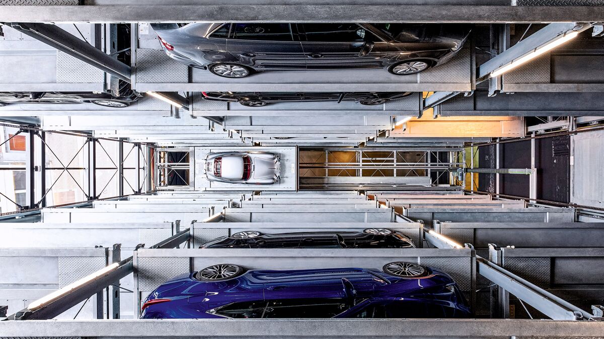 Top view of the various levels of a car parking system
